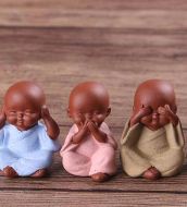Drei kleine Buddhas